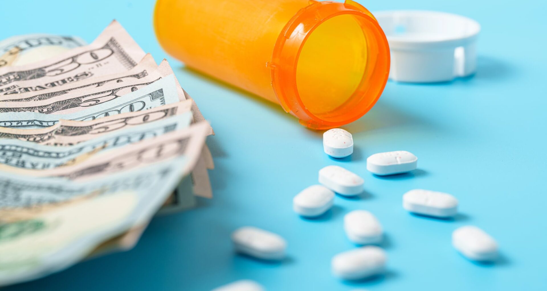 Can Federal Employees Save Money on Prescription Drug Costs with TrumpRX? 