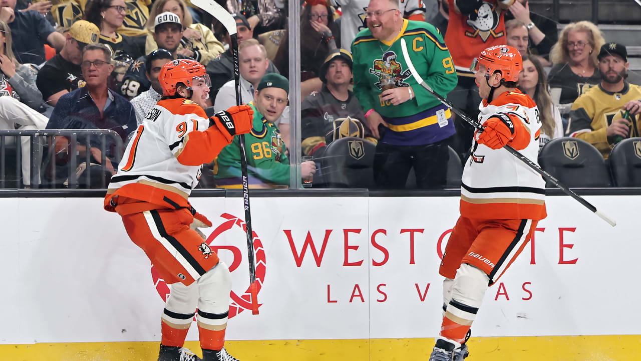 Carlsson doubles the lead | NHL.com
