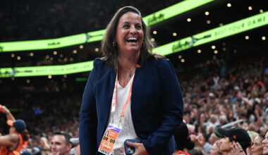 Jen Rizzotti faces final season before Connecticut Sun move