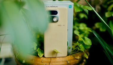Mid-range storage duel: Poco X8 Pro clearly beats Realme smartphone