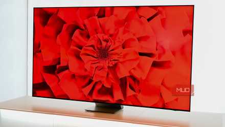 RGB MicroLED display by Samsung at CES 2025