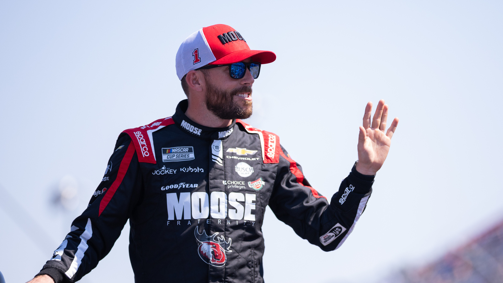 Ross Chastain wins pole for NASCAR O'Reilly Series race at Dover