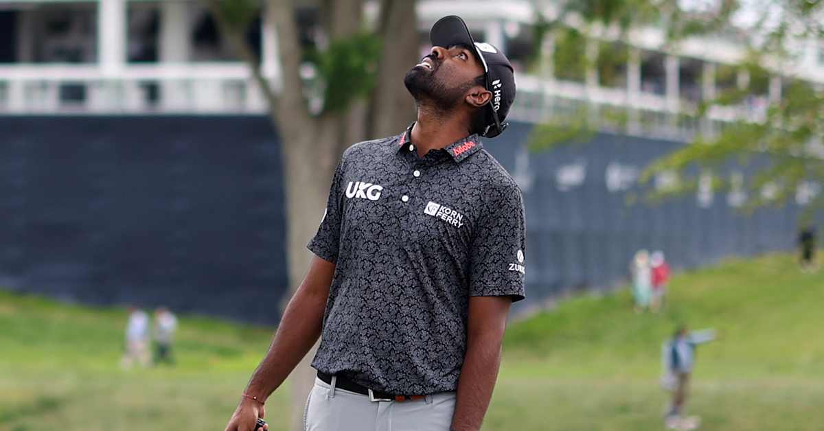 Sahith Theegala loses ball, takes penalty in bizarre situation at PGA Championship