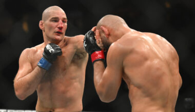 Sean Strickland hands Khamzat Chimaev first loss, reclaims belt