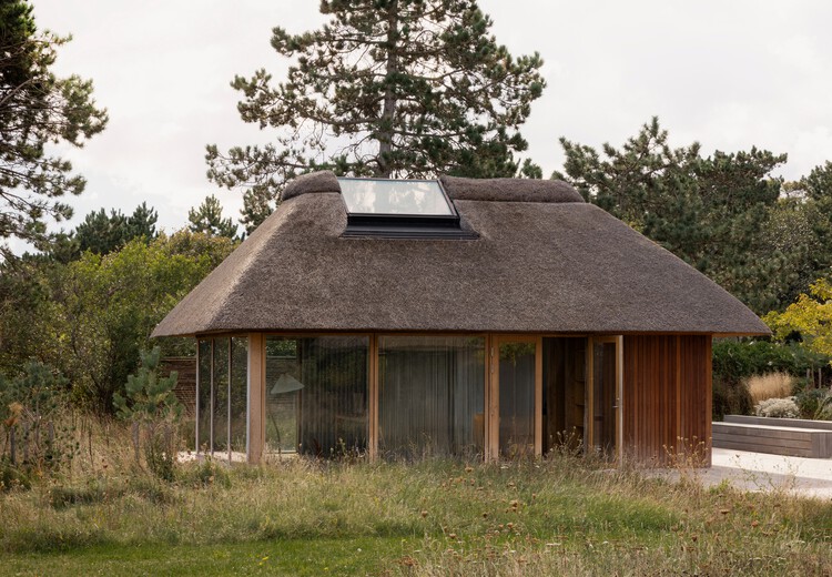 Shoreline Studio / NORM Architects - Exterior Photography, Door