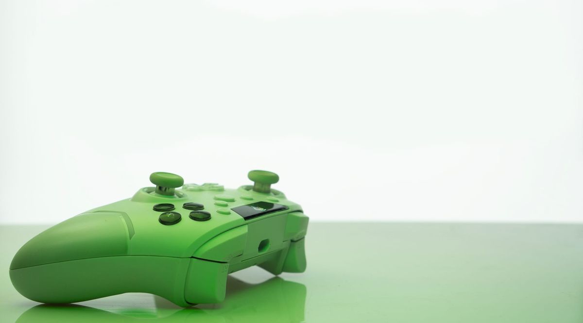 Xbox’s New AI-Loving Boss Shocks World, Kills Useless AI Feature
