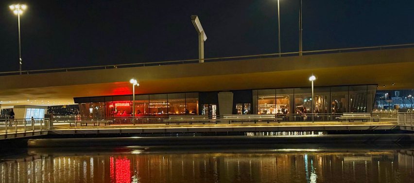 Restaurant under bridge