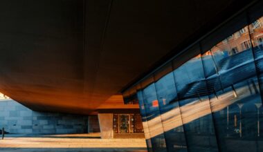 Wingårdhs slides glass restaurant under Stockholm bridge