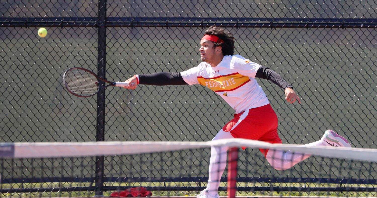 Ferris State men’s tennis team advances to NCAA DII National Tournament Sweet 16 with wins on home court