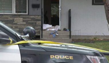 Person rushed to hospital following southwest Calgary stabbing