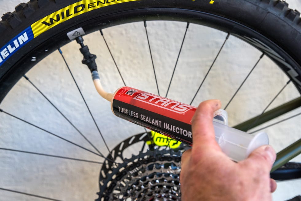 stans tubeless sealant injector stans tubeless sealant injector