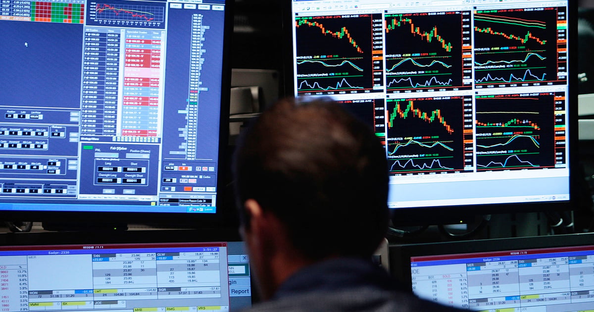 Why Many Fund Managers Are Bypassing Advisors