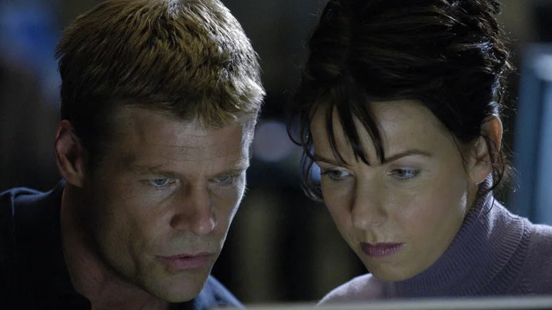 Joel Gretsch and Jacqueline McKenzie as Tom and Diana in The 4400