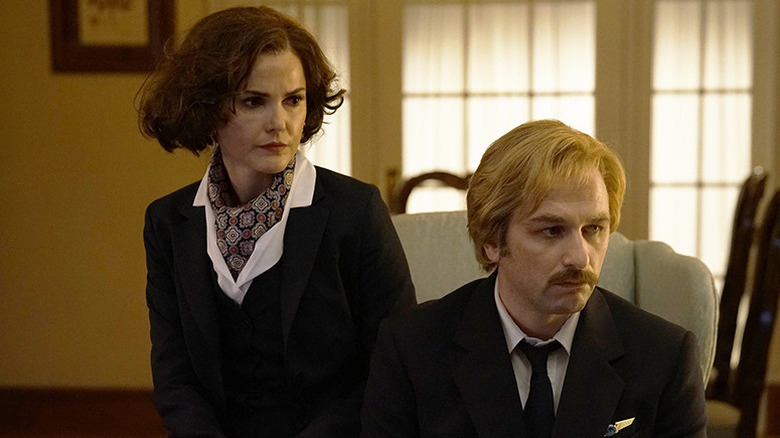 Elizabeth and Philip Jennings in The Americans