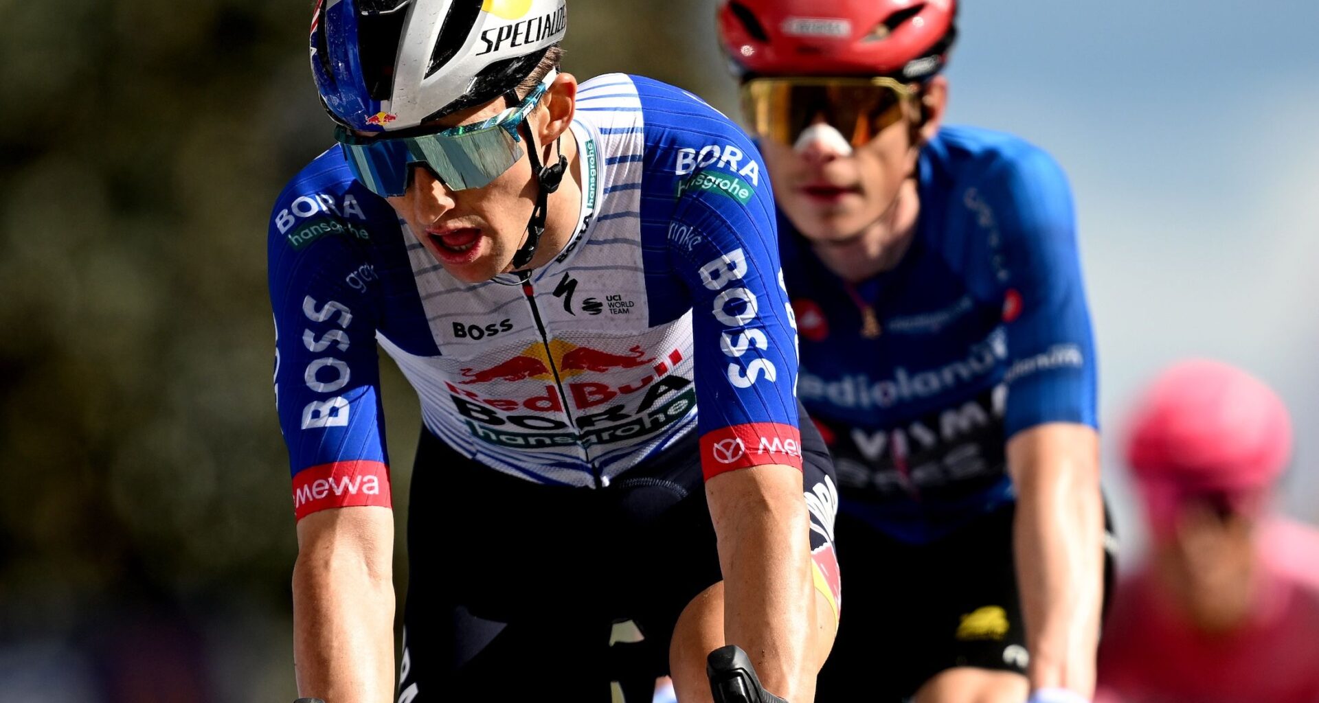 'Jai is a bit older, maybe also a bit wiser' – Red Bull try to maintain balance between former winner Hindley and unrestricted home star Pellizzari at Giro d'Italia
