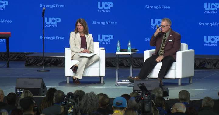 Alberta premier contradicts United Conservative Party president on separation