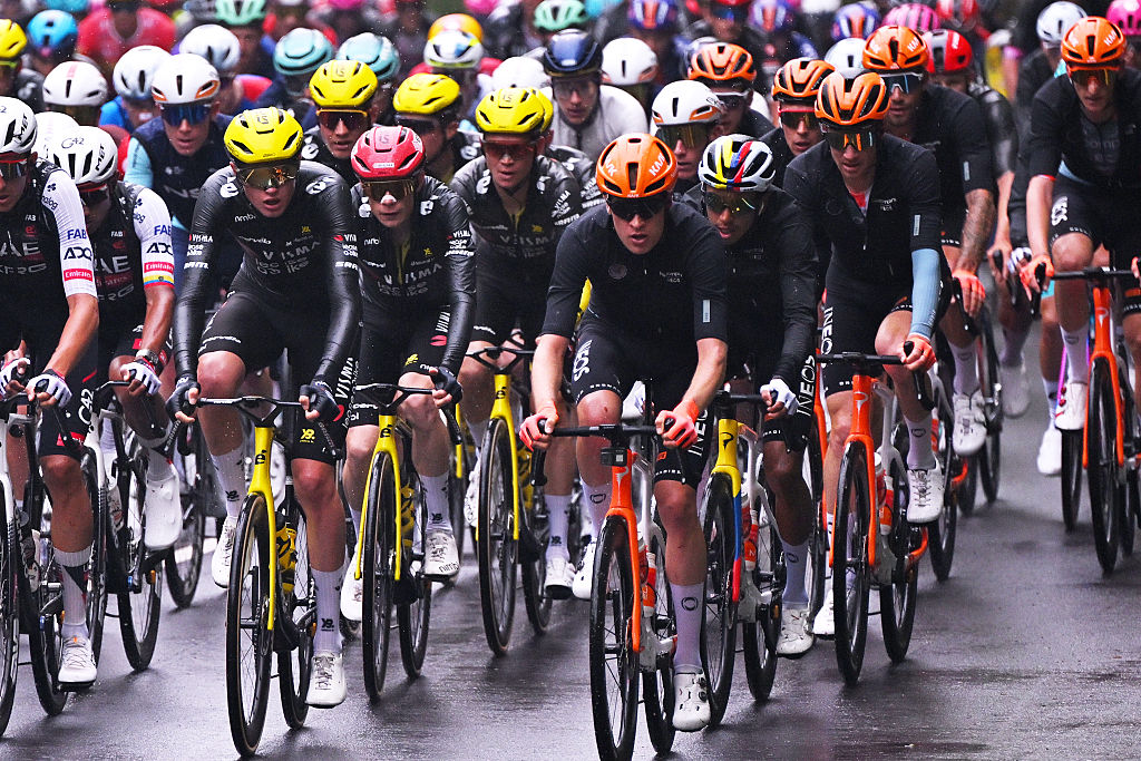 VELIKO TARNOVO, BULGARIA - MAY 09: (L-R) Jonas Vingegaard of Denmark and Team Visma | Lease a Bike and Egan Bernal of Colombia and Netcompany INEOS Cycling Team compete during the 109th Giro d&amp;apos;Italia 2026, Stage 2 a 221km stage from Burgas to Veliko Tarnovo / #UCIWT / on May 09, 2026 in Veliko Tarnovo, Bulgaria. (Photo by Tim de Waele/Getty Images)