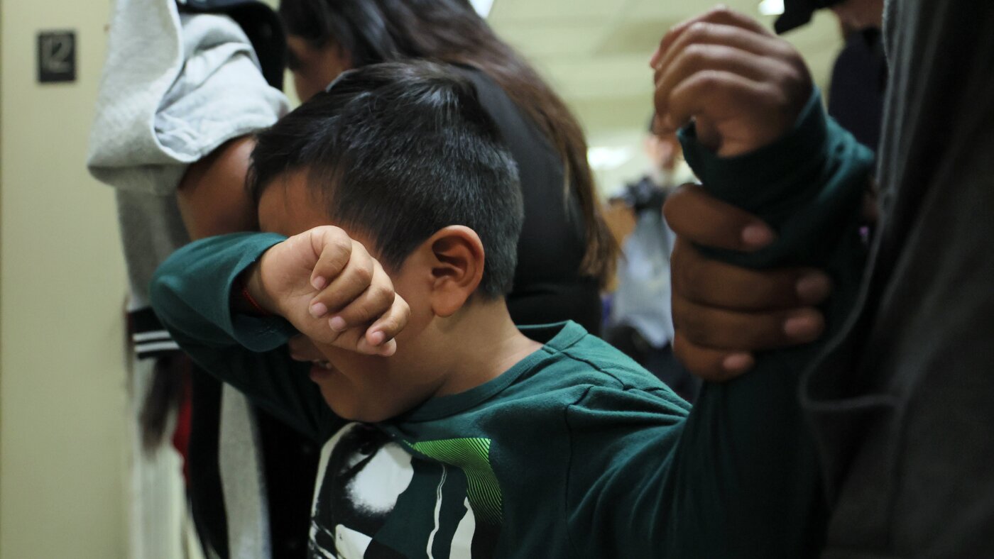 Trump's immigration crackdown takes a toll on mental health. One clinic tracks it : NPR