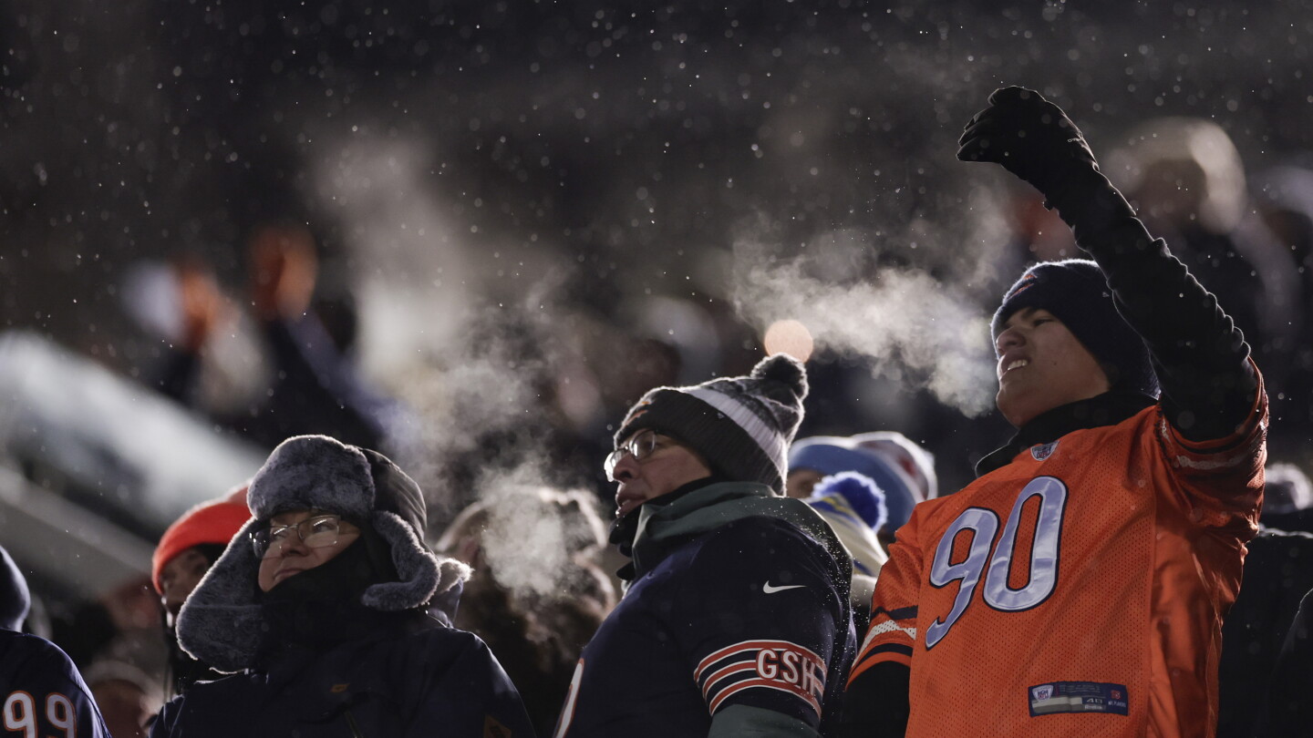 Bears say they have "exhausted every opportunity to stay in Chicago"