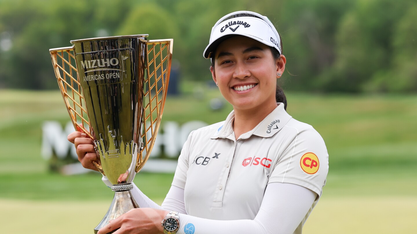 Jeeno Thitikul outlasts Yin to win Mizuho Americas Open for second title this year