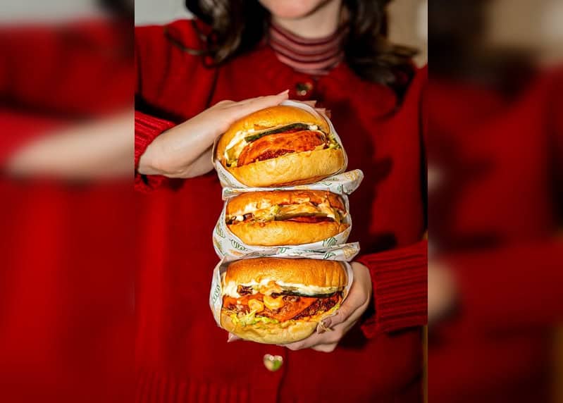 Vegetarian burger and shawarma restaurant now open in Brampton