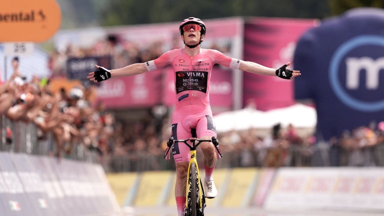 Jonas Vingegaard wins Giro d’Italia as eighth male to win all three Grand Tours