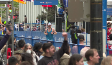 Driver advised of detours due to Vancouver BMO Marathon