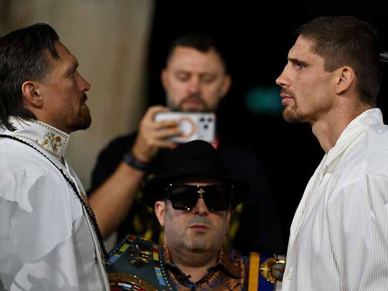 Usyk, Mayweather put kickboxers in spotlight in upcoming fights