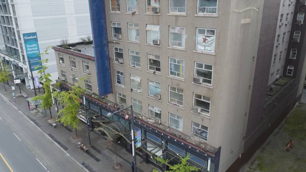 Click to play video: 'BC Housing denies access to Luugat SRO'