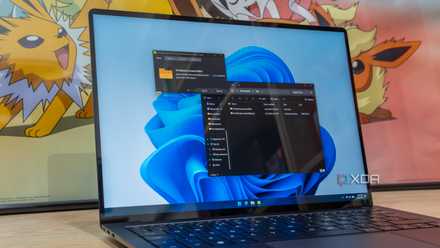 A Windows 11 laptop running PeaZip to extract a file