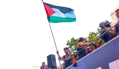 Barcelona soccer star Lamine Yamal raises Palestinian flag during title parade
