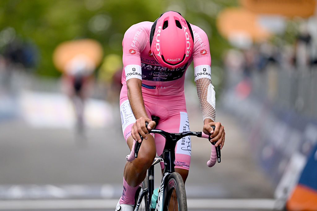 CORNO ALLE SCALE, ITALY - MAY 17: Afonso Eulalio of Portugal and Team Bahrain - Victorious - Pink Leader Jersey crosses the finish line during the 109th Giro d&amp;apos;Italia 2026, Stage 9 a 184km stage from Cervia to Corno alle Scale 1469m / #UCIWT / on May 17, 2026 in Corno alle Scale, Italy. (Photo by Tim de Waele/Getty Images)