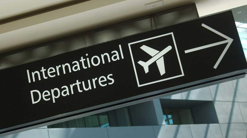 Canadians are leaving Canada in record numbers and almost 50% are from one province