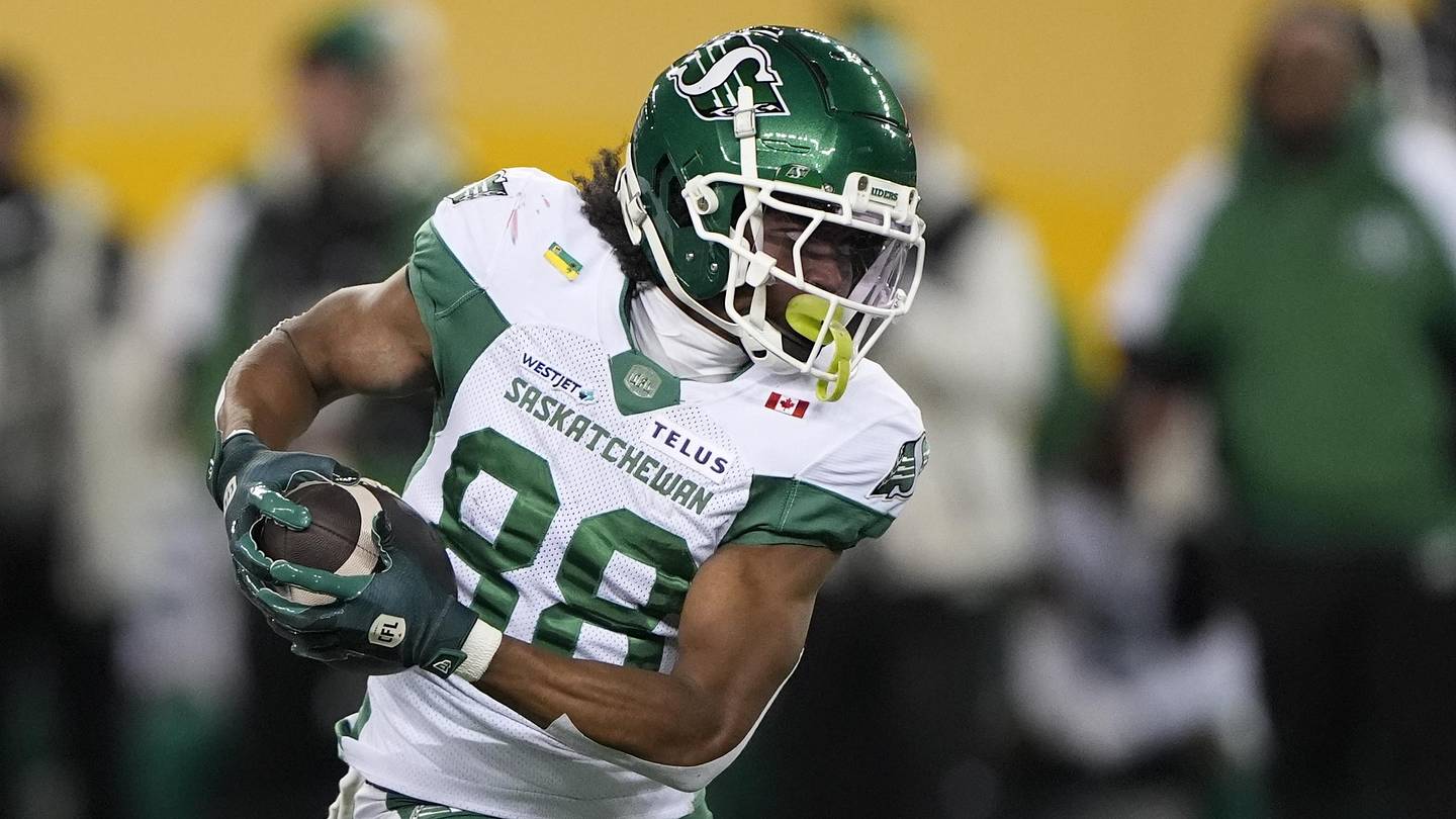 Nov 16, 2025; Winnipeg, Manitoba, Canada;  Saskatchewan Roughriders wide receiver Dohnte Meyers (88) runs with the ball during the first quarter against the Montreal Alouettes during the 112th Grey Cup Championship at Princess Auto Stadium. Mandatory Credit: John E. Sokolowski-Imagn Images