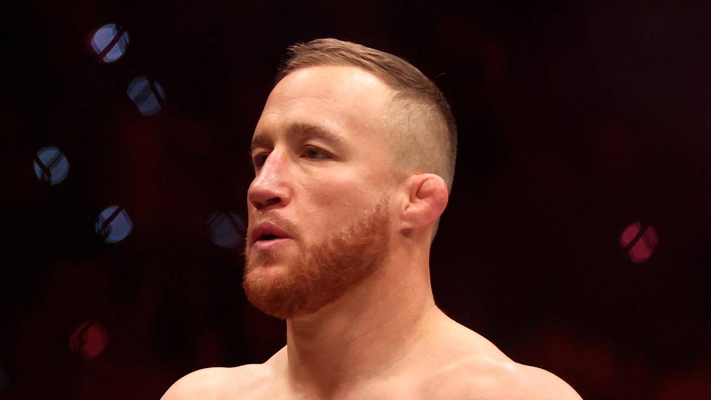 UFC Hall of Famer Backs Fellow MMA Legend & Suggests Justin Gaethje Should Retire