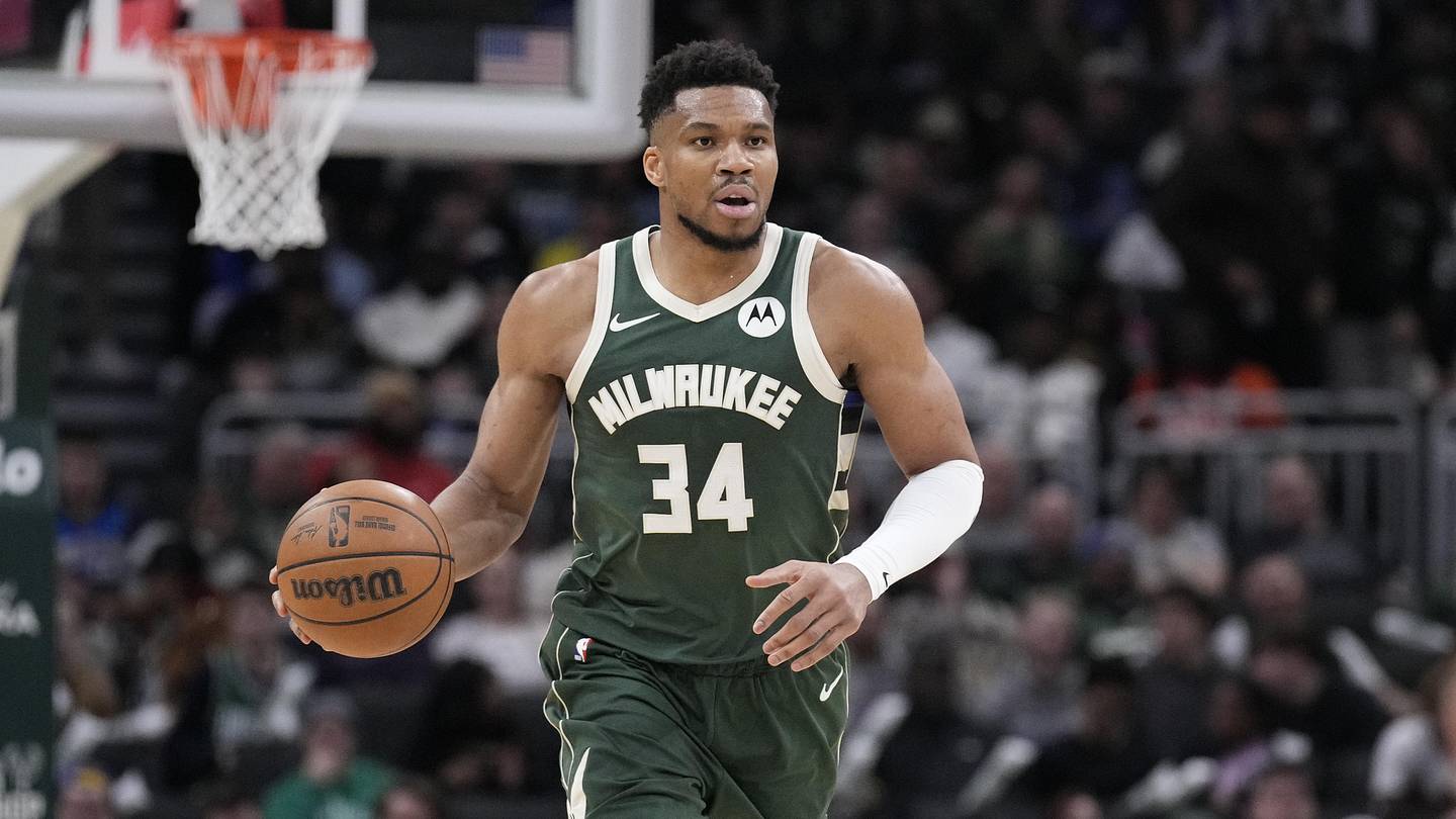 2 Trades Warriors Can Make After Losing Giannis Sweepstakes