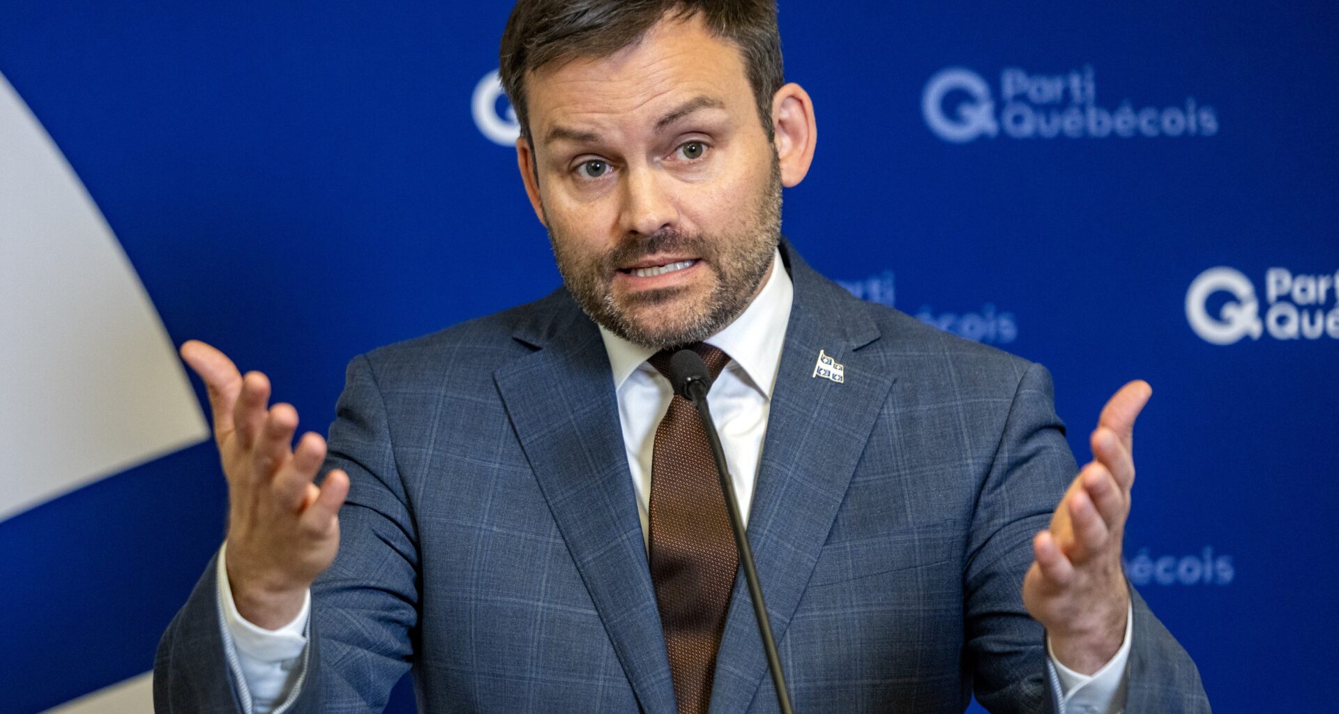 Parti Québécois gains ground, reclaiming its lead in newest poll