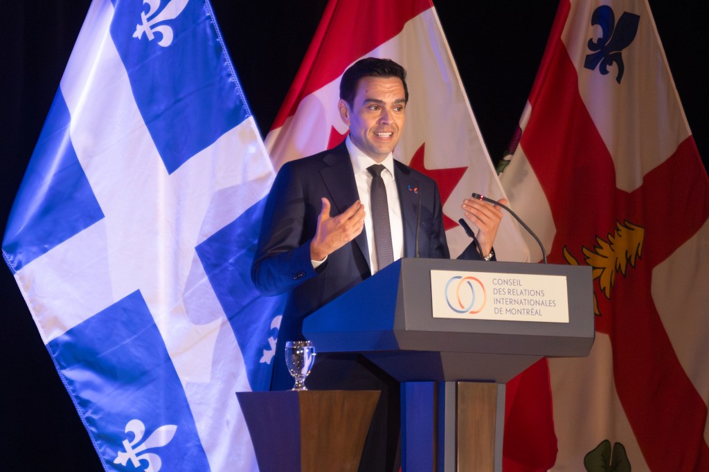 Liberals' language plan would scrap tuition hike