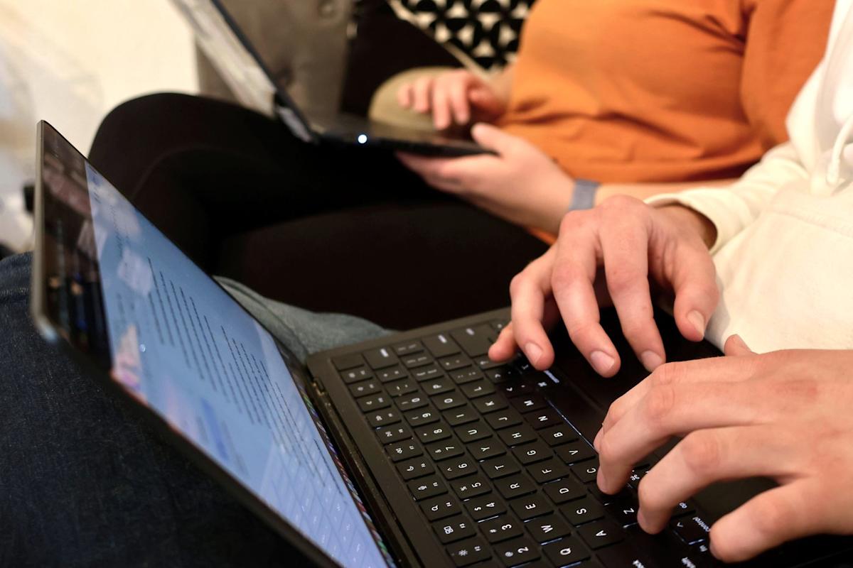 Young and unemployed? Remote work, not AI, may be the problem, study finds