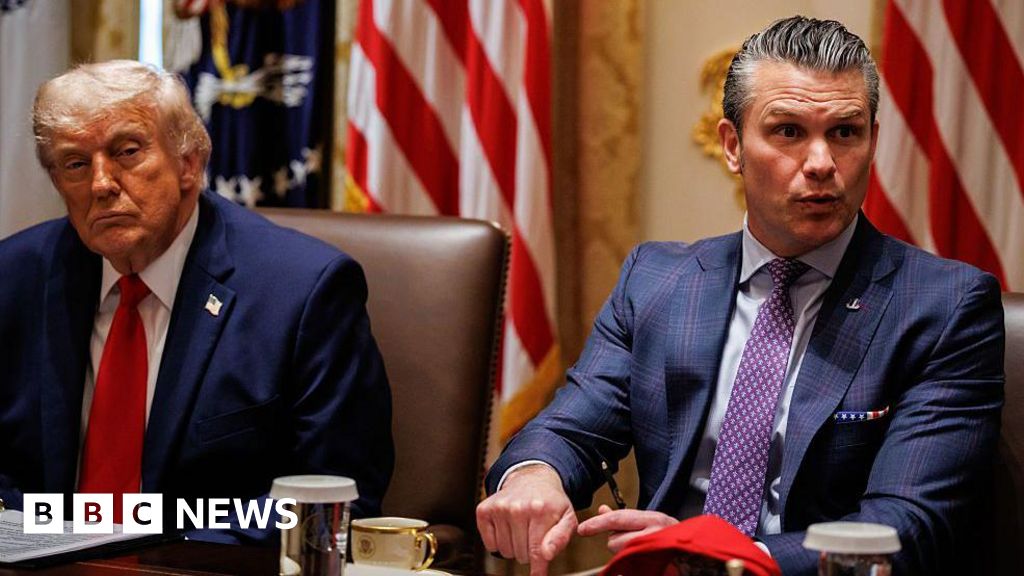 Trump asks Congress for $87bn, mostly for 'urgent' Iran war costs - BBC