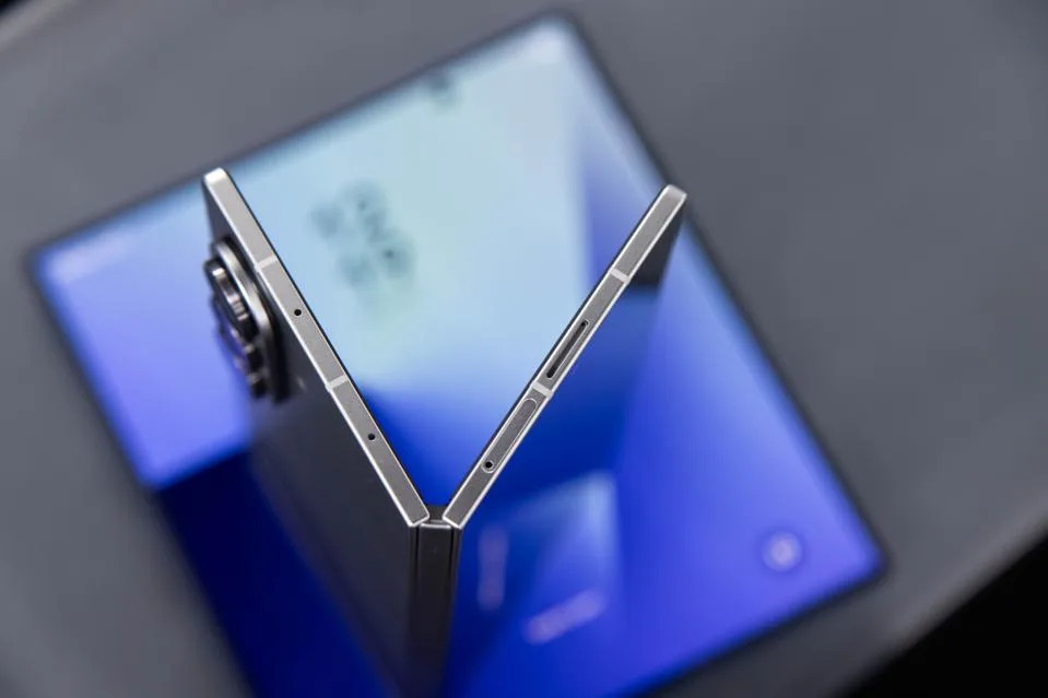 Samsung Unveils New Smartwatches Alongside AI-Powered Health Features