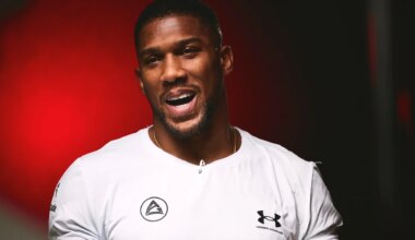 Anthony Joshua teases MMA crossover: 'Why don't I step over?'