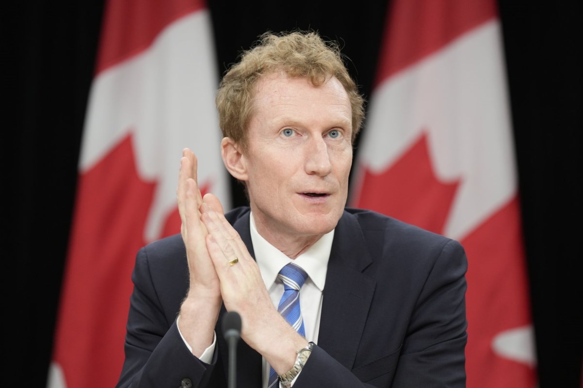 Ottawa moves to bar kids under 16 from social media, regulate chatbots