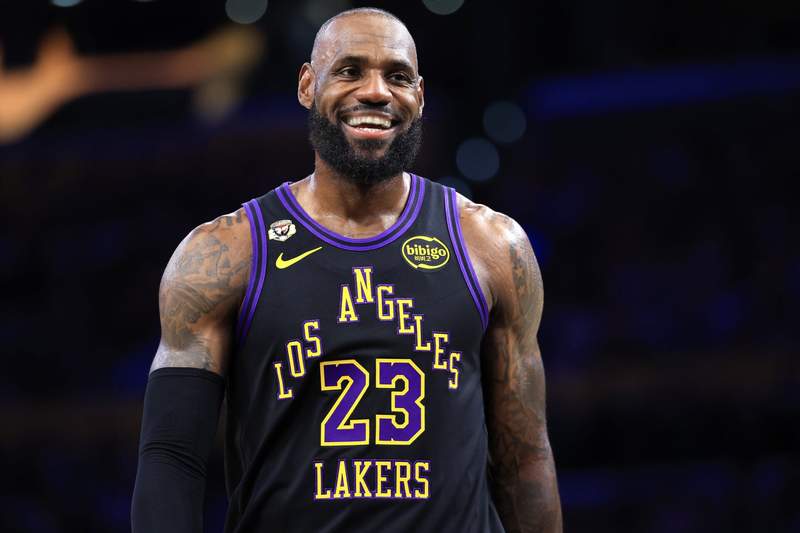 Two-time NBA Champion shares the one reason he ranks LeBron James as GOAT ahead of Michael Jordan
