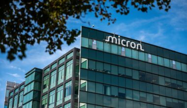 Three key AI stocks to watch this week with traders expecting giant moves