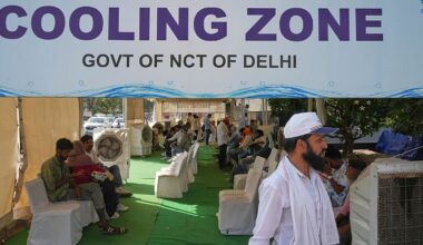 Heatwaves are killing tens of thousands in India. Officials are barely counting them