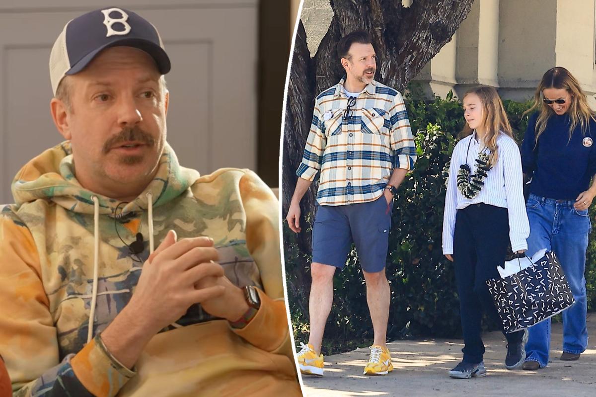 Olivia Wilde, Jason Sudeikis reunite at daughter's graduation