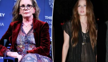 Melissa Gilbert mourns Daveigh Chase, takes aim at 'stage parents'