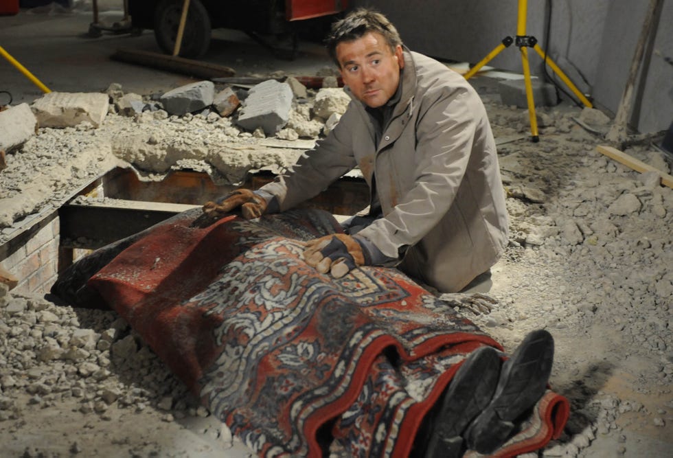 John Stape with Colin Fishwick's body in Coronation Street in 2011