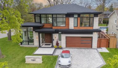 House of the Week: Rare opportunity in Lorne Park, Mississauga’s coveted enclave, listed by Sam McDadi Real Estate